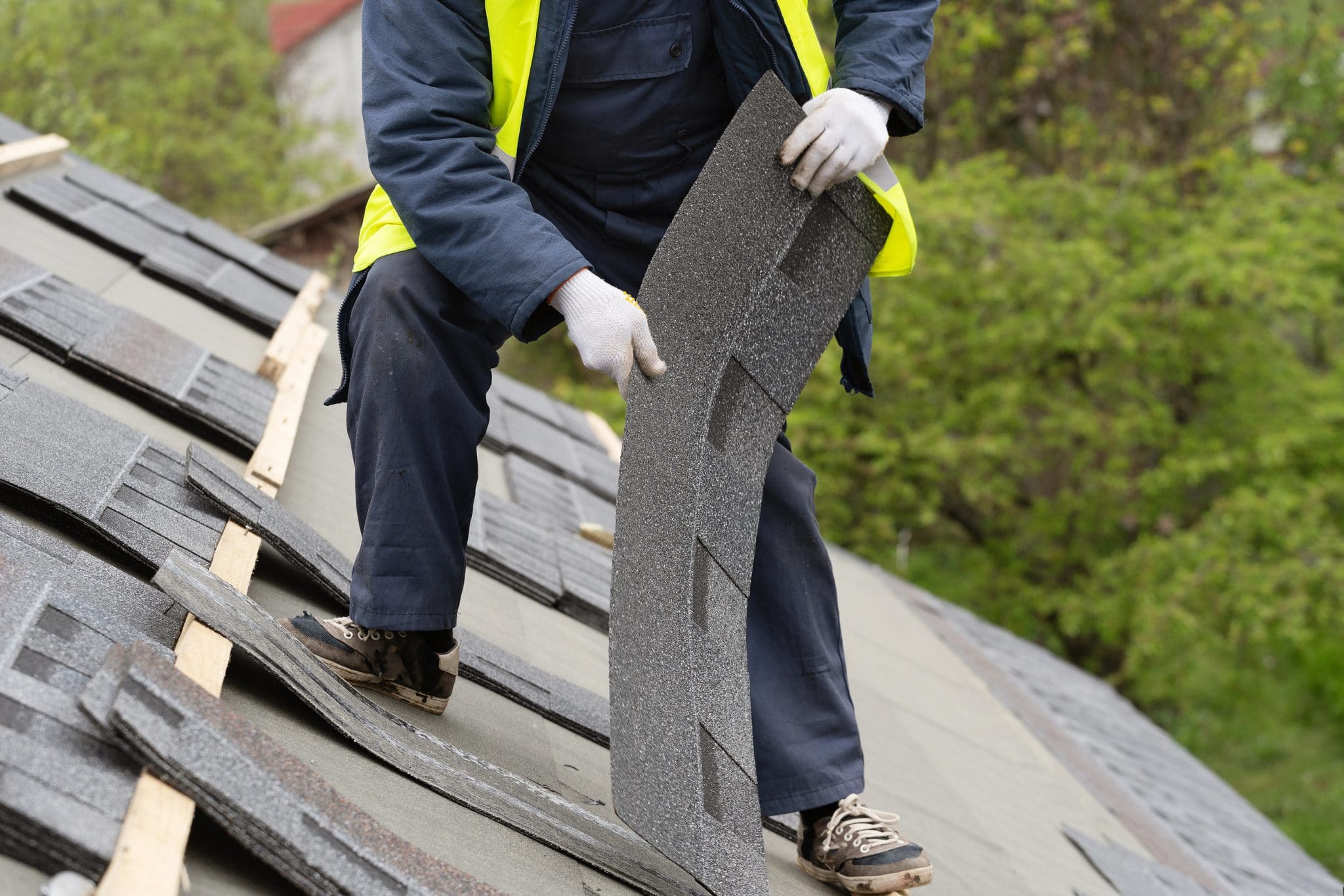 How To Avoid Rogue Roofers